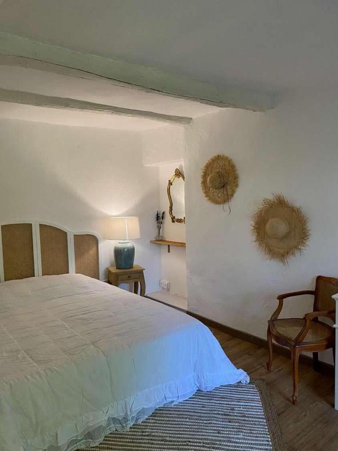 Jolie Maisonnette Niozelles Bagian luar foto